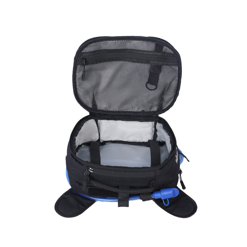 TrailBlazer Magnetic Hydration Tank Bag